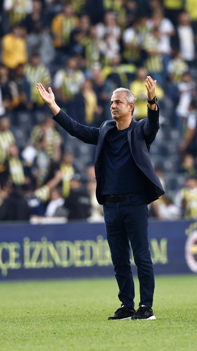 AliSahin501's tweet photo. O, İsmail’dir…
İsmailleri bıçak kesmez…
İsmail Hocamız; mütevekkil, müstakim ve müstahkem bir adamdır…
Elhamdülillah…

@Fenerbahce @ismailkartal_1 https://t.co/BRgmkMqHGI