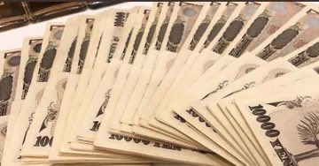 Rikakocefa's tweet photo. これを見た方おめでとうございます。片っ端から渡していきます。

40マ ン受け取りたい人っていますか？💣
「イイね＆ふぉろ＆りぽすと」で受付完了🎑

☑️現金☑️ペイペイ☑️ビットコイン返信してください。

え...まだ参加してないの？そろそろ始めますよ🙋‍♀️ https://t.co/3zn8Bg1Xm5