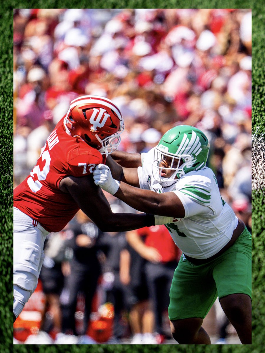 35mmadi's tweet photo. Game frames from The Hoosier State

📸 for @MeanGreenFB https://t.co/7s6AvzAWYp