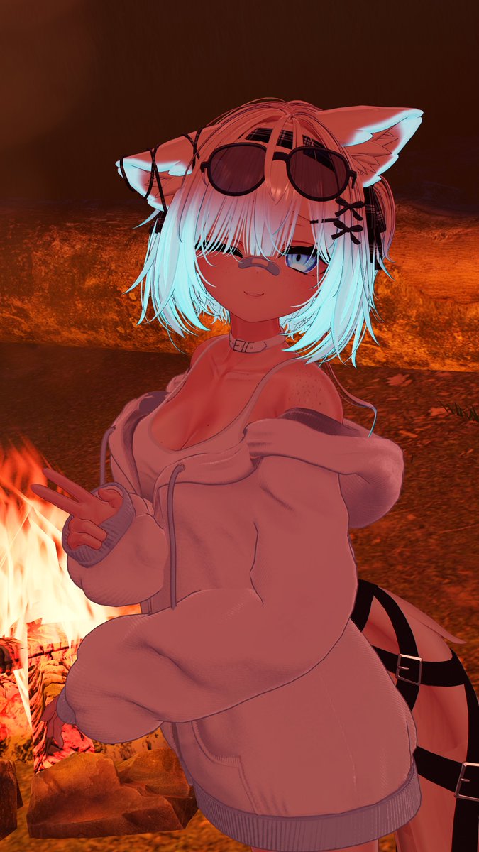 Whaaa_VRC's tweet photo. 💛 💙 https://t.co/rbkK2kdFq1