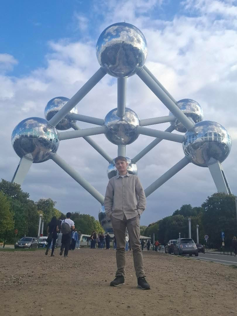 FusionCreates's tweet photo. Belgium trip is coming to an end this weekend its been beautiful can’t wait to come back one day! #belgium #Halle @ManoMusch https://t.co/De46lBKxNl