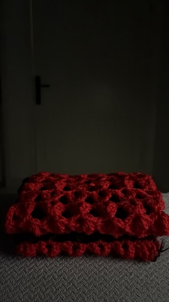 _6ztq's tweet photo. Scarf https://t.co/IvhxBIDwss