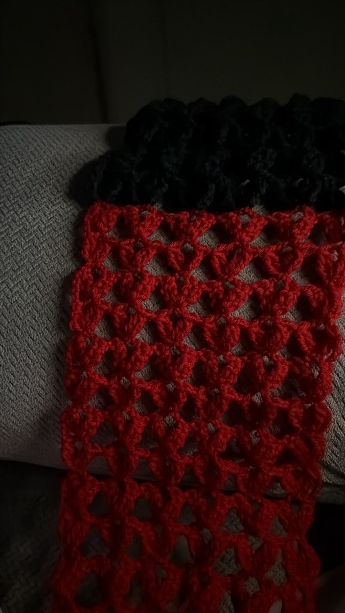 _6ztq's tweet photo. Scarf https://t.co/IvhxBIDwss