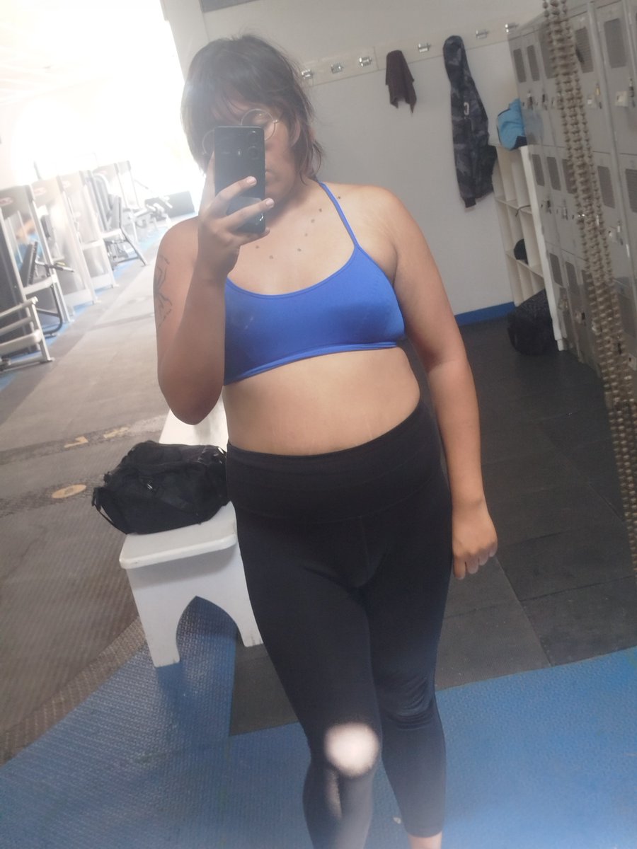 ElictricHazard's tweet photo. Gym pics but they get progressively sluttier (but just a bit yk) https://t.co/RGtInqPGt4