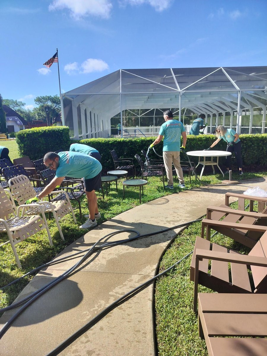 SunFound's tweet photo. Huge thanks to the @OmniHotels ChampionsGate team for spreading sunshine! They cleaned pool and patio furniture, fixed pool screens, and organized cottage movies. Thanks to their hard work, the Sunshine Foundation Dream Village is sparkling! ☀️ https://t.co/uMlXv1RDkn