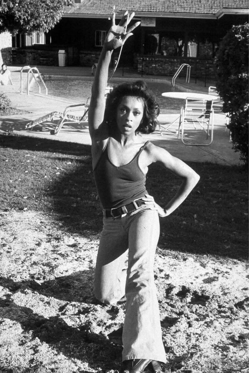 HansomRansom4's tweet photo. Happy birthday Lola Falana. #lolafalana #singer #dancer #actress #theliberationoflbjones #ladycocoa #theklansman #lasvegas https://t.co/qRWM7Ptfvf