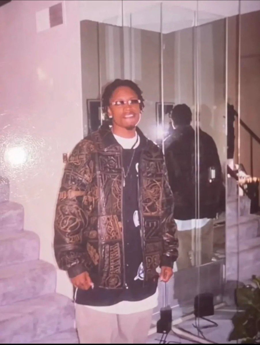 wiccken's tweet photo. โRest in peace to silk from ada park that was the older meโ #LLKV #LLSILK ๐๏ธ https://t.co/M8sNZiNLWC