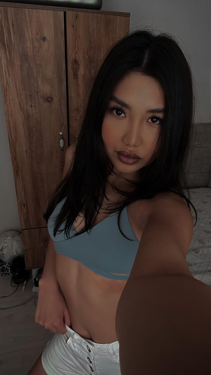 mia_blumed's tweet photo. Hey, I'm online @Stripchat. Come join me 👉 https://t.co/NjfYyDtlUI #stripchat #stripchatlive https://t.co/Lxw6oyXJxn