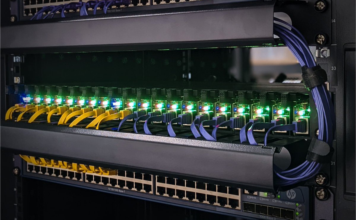 thatwhichisdev's tweet photo. @usgraphics Idk man, compute blades are cool https://t.co/2nAXNEjQ0M