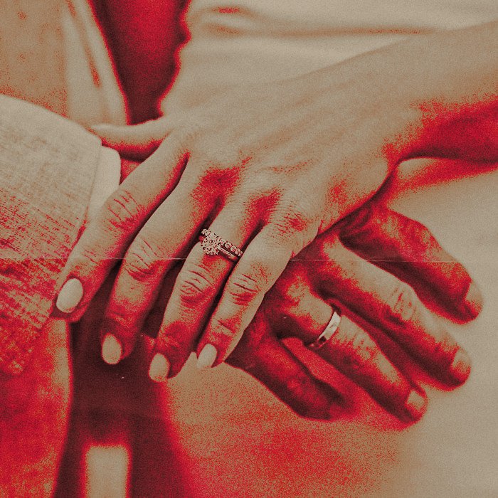 xdevilfromhellx's tweet photo. ( @kaiatvought — @xNaughty_Kaix ) ᴛʜᴇ ᴅᴇᴠɪʟ ɪs ʜᴀᴘᴘɪʟʏ ᴀɴᴅ ᴄᴜʀʀᴇɴᴛʟʏ ᴇɴɢᴀɢᴇᴅ ᴡɪᴛʜ ʜɪs ɴᴇᴡ ʙᴇᴀᴜᴛɪғᴜʟ ғɪᴀɴᴄᴇ́. sᴏᴏɴ sʜᴇ ᴡɪʟʟ ʙᴇᴄᴏᴍᴇ ᴛʜᴇ ᴅᴇᴠɪʟ's ʙʀɪᴅᴇ ᴀɴᴅ ǫᴜᴇᴇɴ. დ https://t.co/ROdmG4R4YM