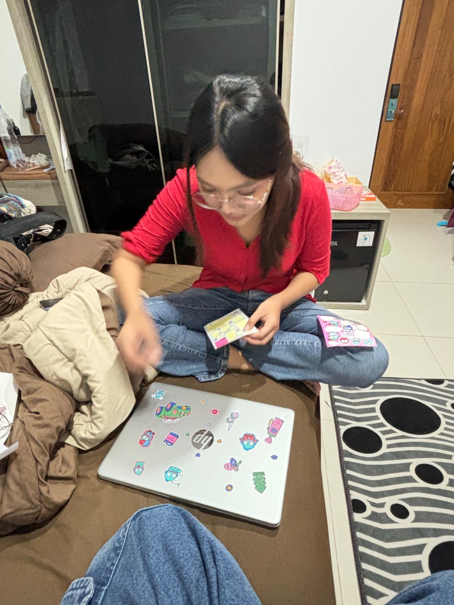 sukafot's tweet photo. sampai skrg aku masi sedih dan masi menyayangkan hal kemaren itu bisa terjadi, imysm aca..sblm kejadian kemaren itu, terimakasi banyak suda jadi temen yg bisa aku anggap sekalian jadi kakak. in another life semoga kita ga asing kyk skrg ya, i still wanna b ur friend sm..💗 https://t.co/HKxsBNUSqh