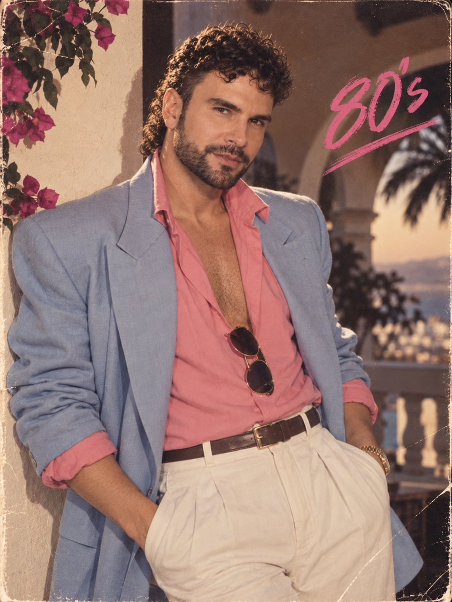 soyyosantaella's tweet photo. Los 80 llamaron… y decidí contestar. 📞📼✨

Santaella versión 80’s.
Ahora díganme ustedes…
¿cuál sería la portada de mi primer disco? 👀
¿1, 2, 3, 4 o 5?

#Santaella #ElConsentido #Trend80s #Años80 #80s #Retro #Cantante #Musica #ConLuzPropia https://t.co/JqW893NSLR