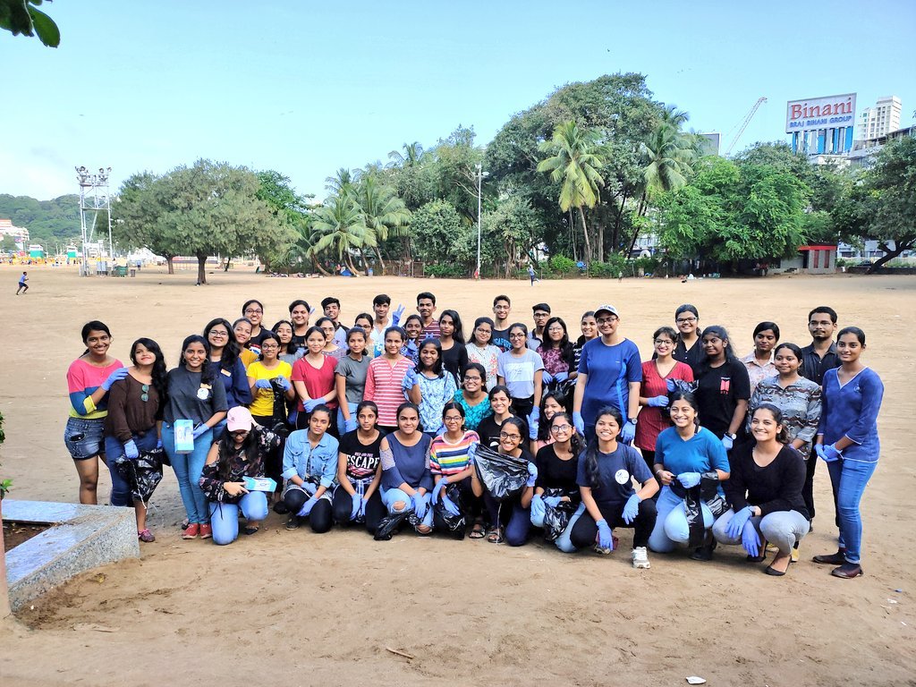 McCheery21's tweet photo. #RM
who else is getting their fandom to clear out an entire coastline for their birthday?!

82 of us turning up to the beach at 7 AM on a weekend to bag up trash all in Kim Namjoon's name is elite fandom behavior 😍💜
#RMimpact #WePurpleEarth 
#HappyBirthdayRM #namjooning https://t.co/kaEN2f7KYR