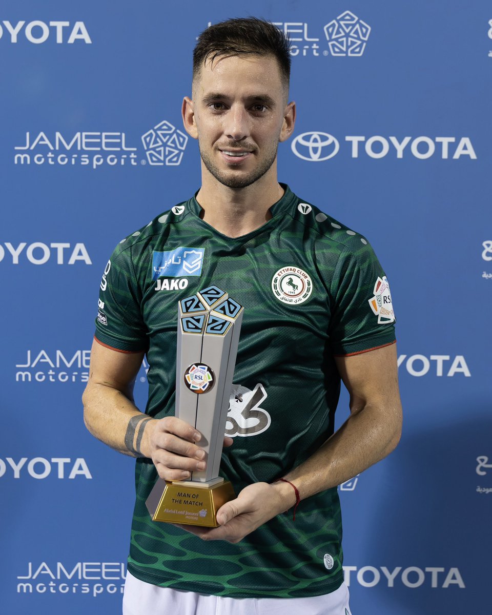 SPL's tweet photo. الأفضل في #ديربي_الشرقية 🌊

ألفارو ميدران.. هدف وتمريرة حاسمة ⚽️🅰️

الجائزة مقدمة من @ToyotaALJ 🏆 

#دوري_روشن_السعودي https://t.co/IJnWN3T8i4