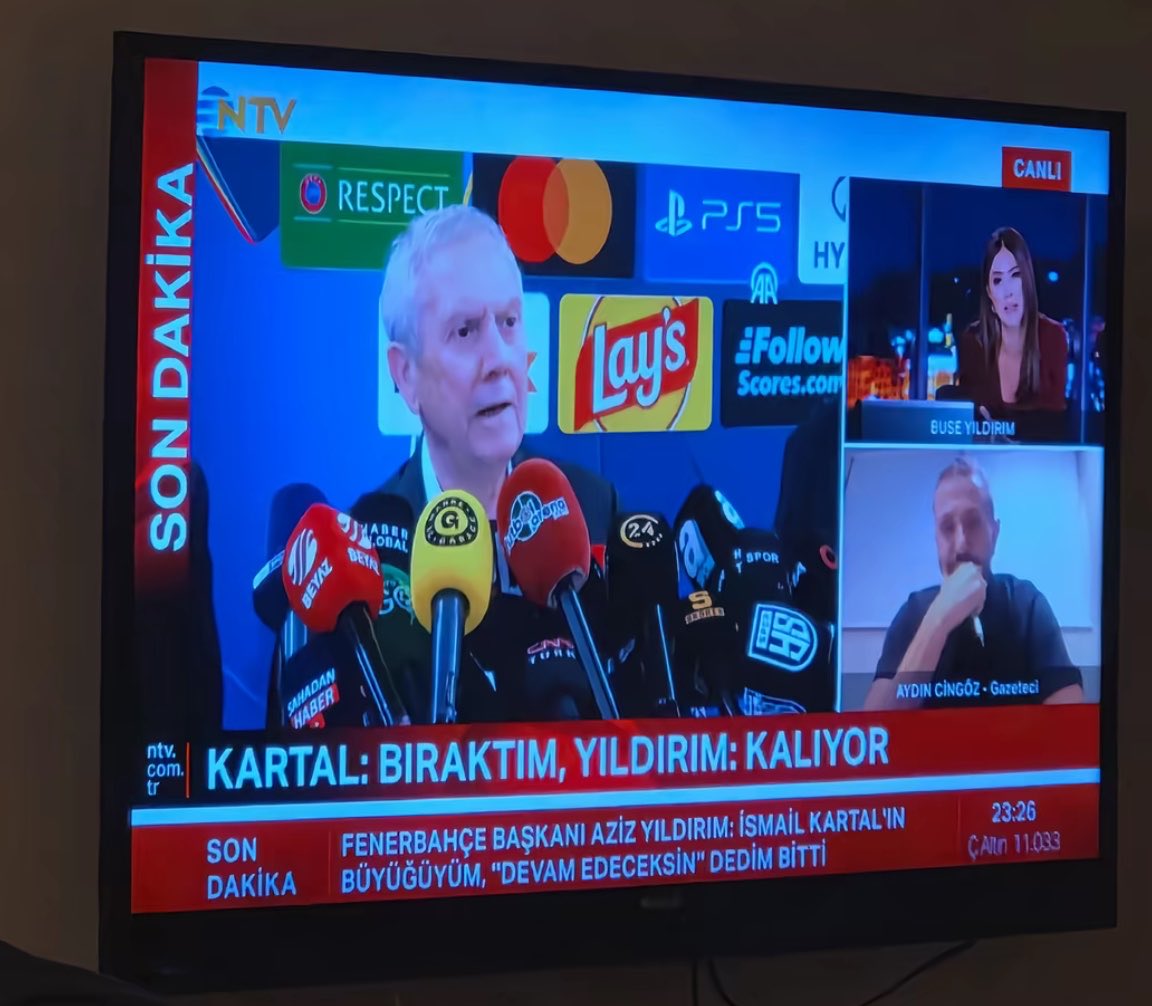 yoksiktir's tweet photo. saat 00.00 oldugu an kalp ve mantik arasindaki mevzu https://t.co/VpqXa8Hi2r