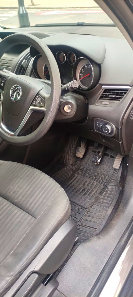 UKClassicCars's tweet photo. Ad: For Sale - Vauxhall Zafira Tourar 2015 Patrol 1.4 Petrol Manual 6 Speed https://t.co/Dfso3SWPC6 <<--More #VauxhallZafira #CarAuction https://t.co/uFrp7986sT