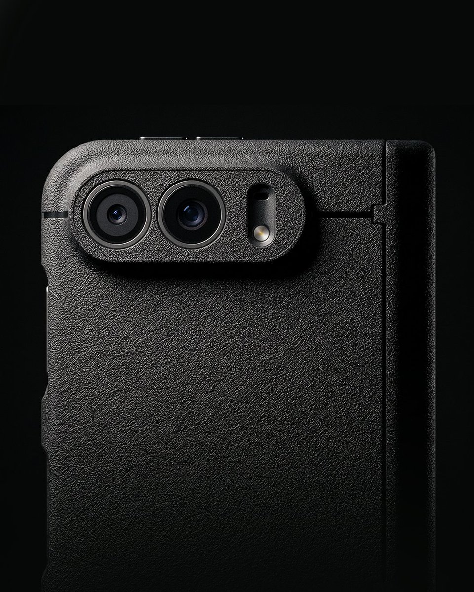 Caudabe's tweet photo. We’ve been obsessing over the details. Soon, you’ll see why. Join the list to be first to know about our cases for iPhone Duo. https://t.co/cRNOytK3CS