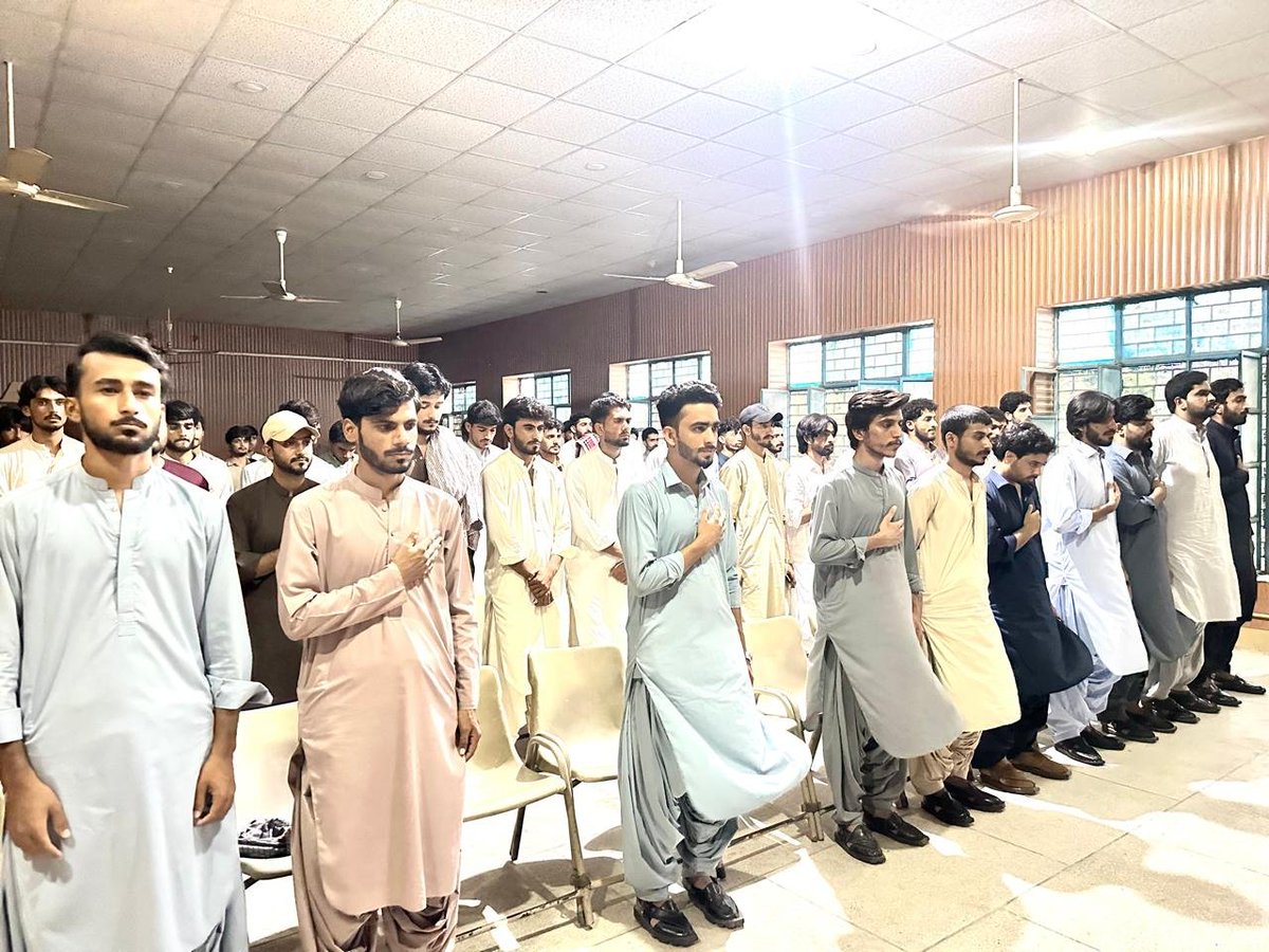 MultanCouncil's tweet photo. مرچی رمس 11 ستمبر 2026  بلوچ اسٹوڈنٹس کونسل ملتان ءِ نیمگ ءَ چہ"ڈیپارٹمنٹل سیمنار"سوبمندیءَ گوں برجم دارگ بوتگ۔ ایشی تہا باز سنگت بہر زرتگ۔ 

اینو 11 ستمبر 2026 نا دے بلوچ اسٹوڈنٹس کونسل ملتان نا پارغان" ڈپارٹمنٹل سیمینار ئس"سرسہبی ٹی اڈ تننگا ہراٹی بھاز آ سنگتاک  بشخ الکُر ۔ https://t.co/xYYEaaK75i