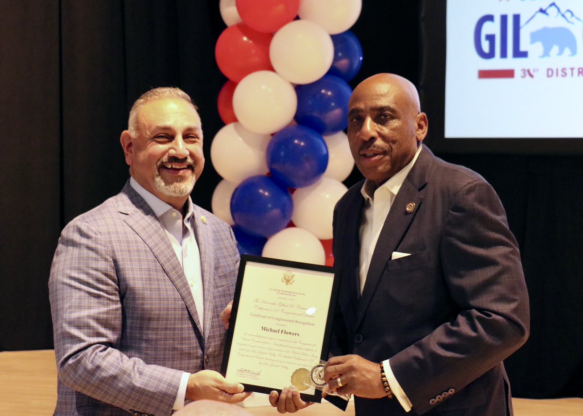 RepGilCisneros's tweet photo. I enjoyed seeing everyone who came out for our Service Academy Information Night! I was honored to present Congressional Veteran Commendations to Jorge Galvez, Mark Tavera, Raymond Osborne, Michael Flowers, and Victor A. Montiel, recognizing their exceptional military and community service. Thank you for serving our country and making a positive impact in our community.