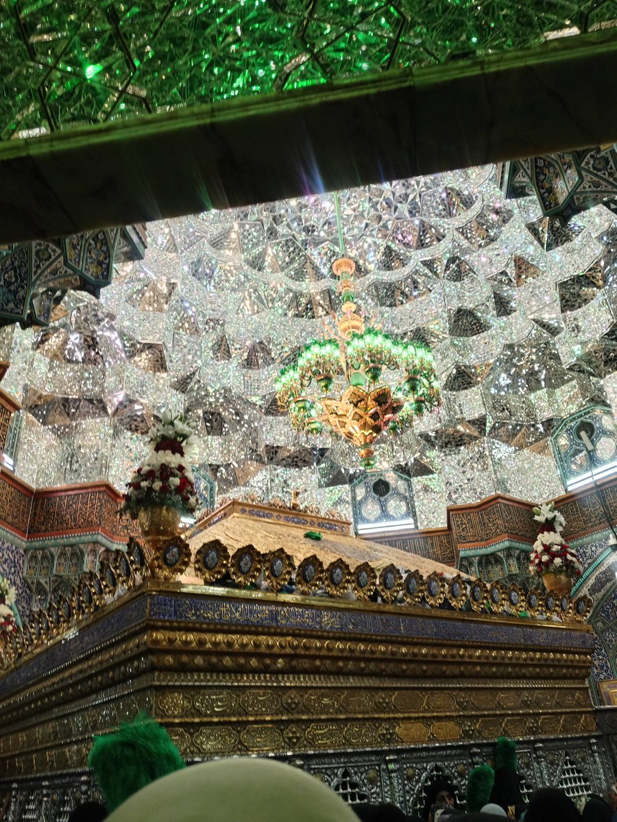 nu_313ra's tweet photo. أيتها المعصومة 

مَنْ زارَ قبرَكِ عارفًا فجزاؤهُ
يومَ الحسابِ بجنّةِ المُختارِ

❤️ https://t.co/7DJ6B9Xvma