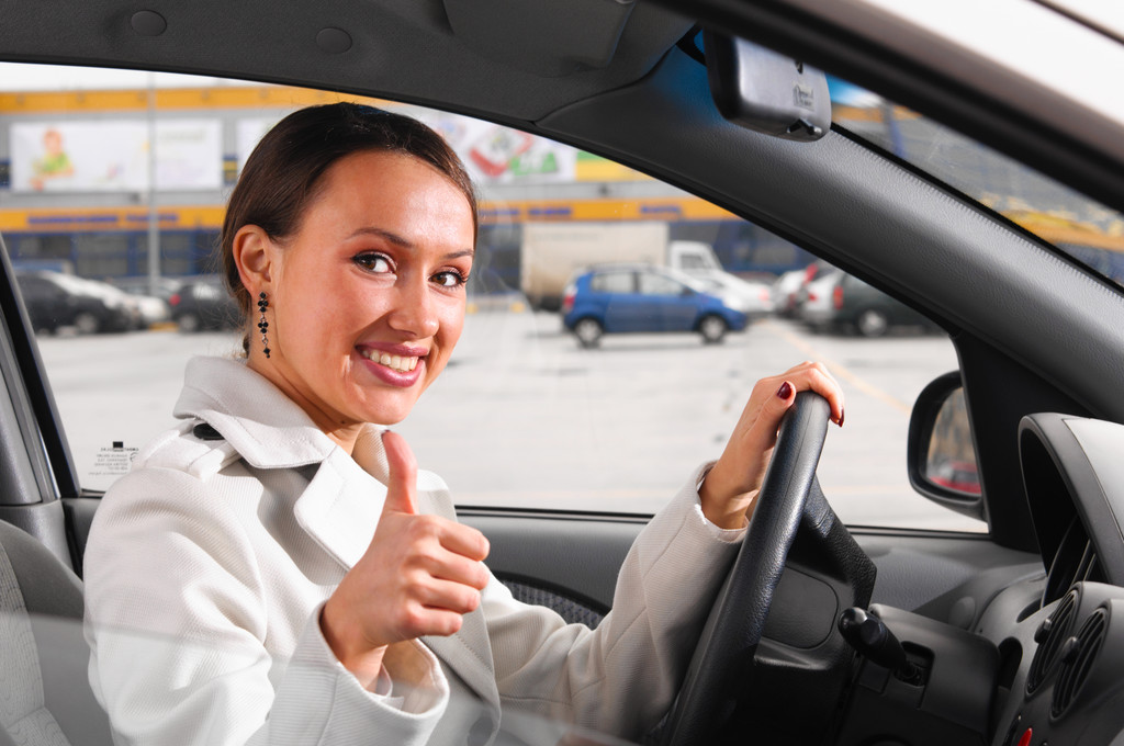 HasanBozkupucn's tweet photo. Just passed my driving test! 3 tense hours of parallel parking and a stopped bus panic, but now I’m a fully licensed driver—off to grab my favorite iced coffee to celebrate! https://t.co/PfQ8Zkf56m