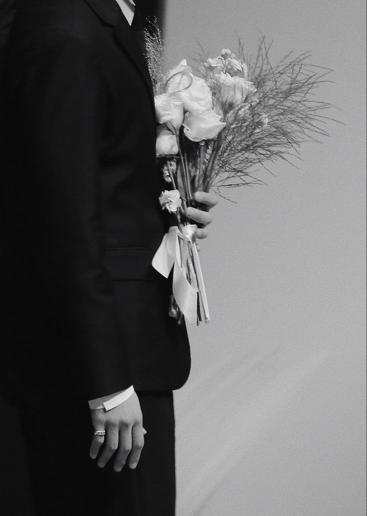 luneaverse's tweet photo. Black Isn't Heavy Enough 

A seoksoo one shot 

Sometimes, the softest love stories leave the deepest mark. 
 https://t.co/GvLHSzr6NP https://t.co/pxQjl5sqho