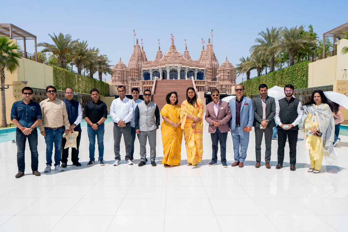 kumar_diwakar's tweet photo. It was wonderful experience to take a tour of Abudhabi BAPS temple Along with delegation from Bihar industry.witness the 1st Minister from Bihar Shreyashi singh  who visited  BAPS Abudhabi along with  and Principal secretary Kundan kumar sir and Mukul gupta sir https://t.co/rNHchz5DNA