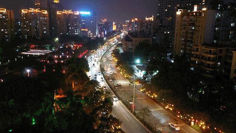 ADEGOKECALEB3's tweet photo. Just had the best late-night walk with my go-to lo-fi playlist—each beat hits different under the streetlights . https://t.co/qNBJJBjJpR