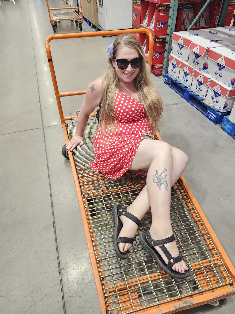 Ms_Mandy666's tweet photo. Some pics of what I've been up too. My website explains the proper way to approach Me for booking. https://t.co/xGWtRhDpUs https://t.co/qToyigi0rg