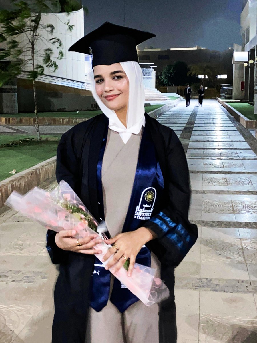 Amooll191's tweet photo. تم تخرج👩‍🎓 https://t.co/EWdDJ1ffMl