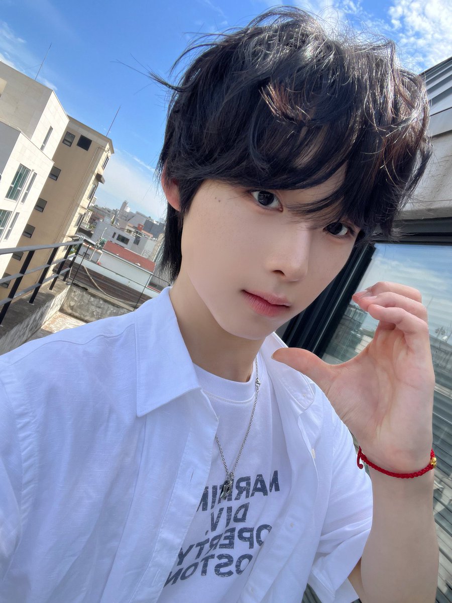 kkiitto0624's tweet photo. 아 진짜 선녀🥹💕

#OUIBOYS #위보이즈 #천승준 #승준 https://t.co/P9OfFoqpww
