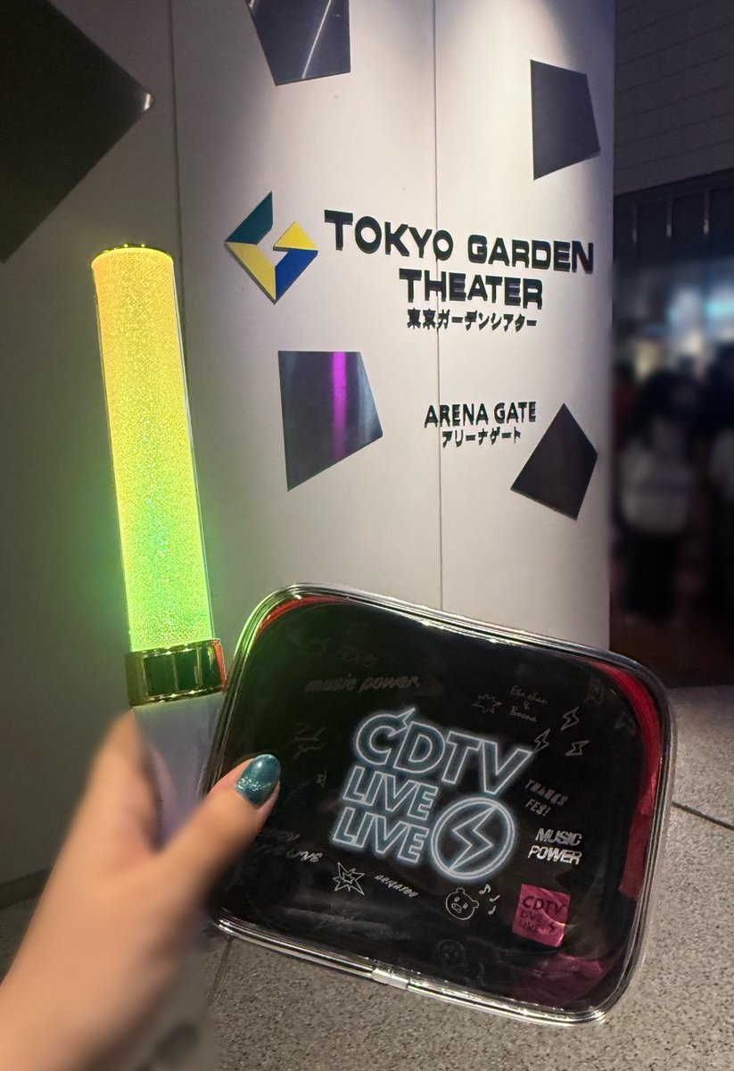 Arisa11250722's tweet photo. 内容盛りだくさんで本当に楽しかった‼️

ちなみにペンラの色は、推しの遠藤彩加里ちゃんとリマちゃんのカラー❣️
あとはグッズをくれたノエルちゃんのカラーにしてみた🫶 https://t.co/UphllGJS25