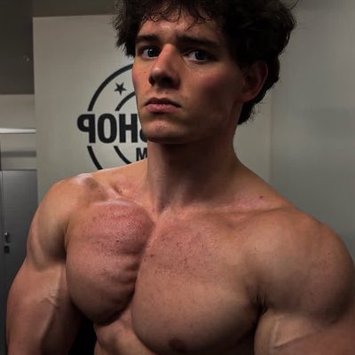 ALPHAKALEB_1's tweet photo. #NewProfilePic https://t.co/tU0ii3If4T