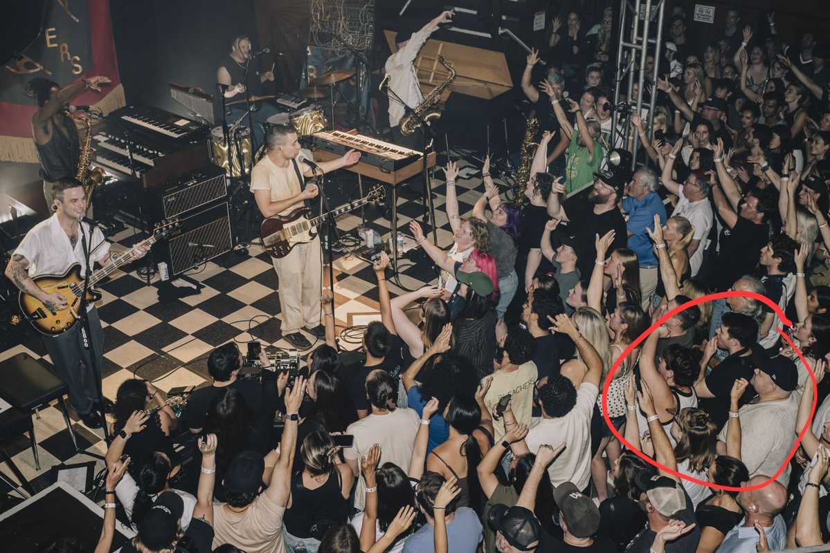 skankinacircle's tweet photo. @bleachersmusic We were there last night and it was AMAZING! My wife loves Bleachers so much we're coming again tonight AND she even got a tomato tattoo to remember these shows! https://t.co/BukaR2yIUx