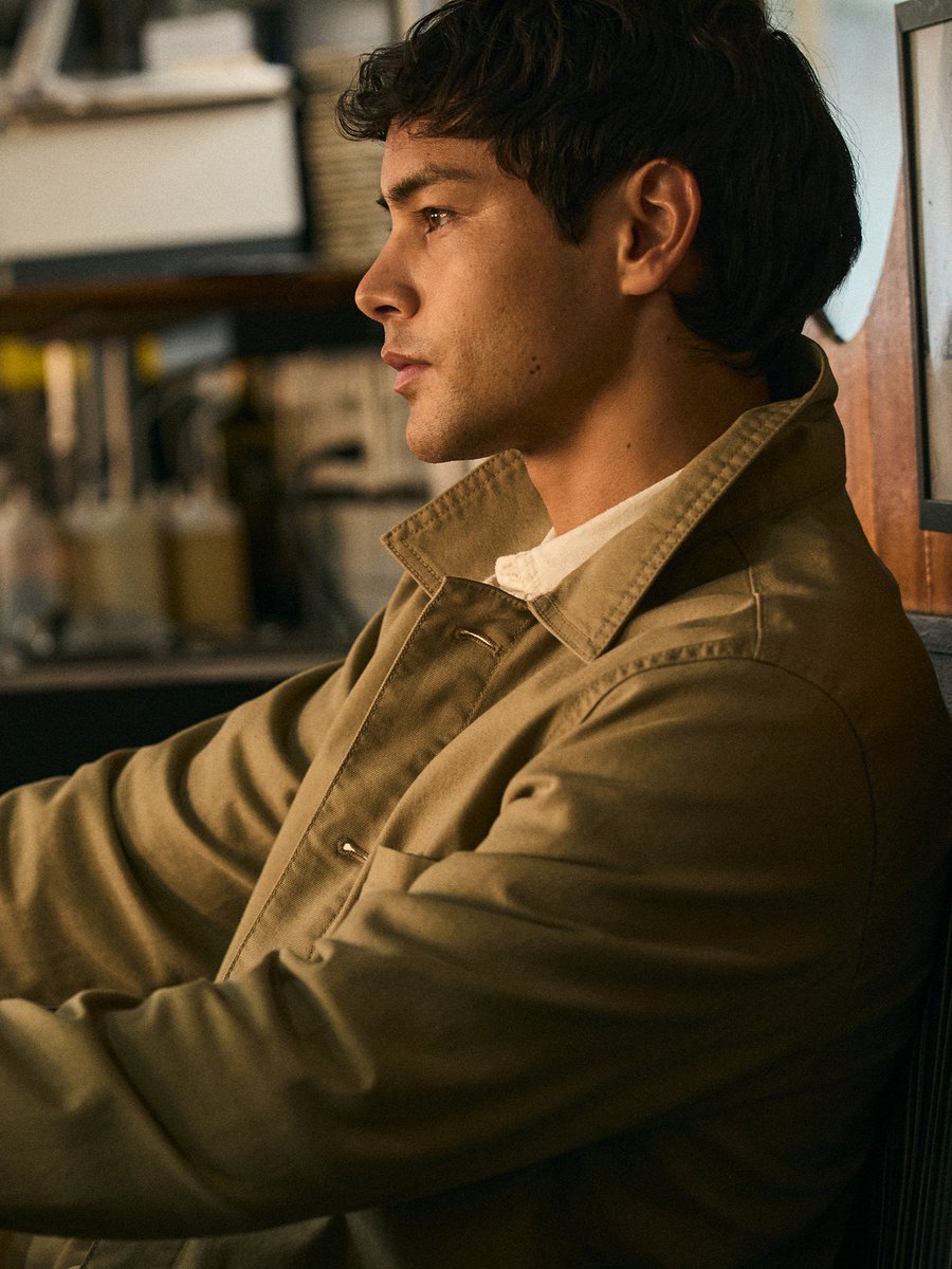 dockerskhaki's tweet photo. A study in Essential American Khaki. https://t.co/UHoR7QfwTV