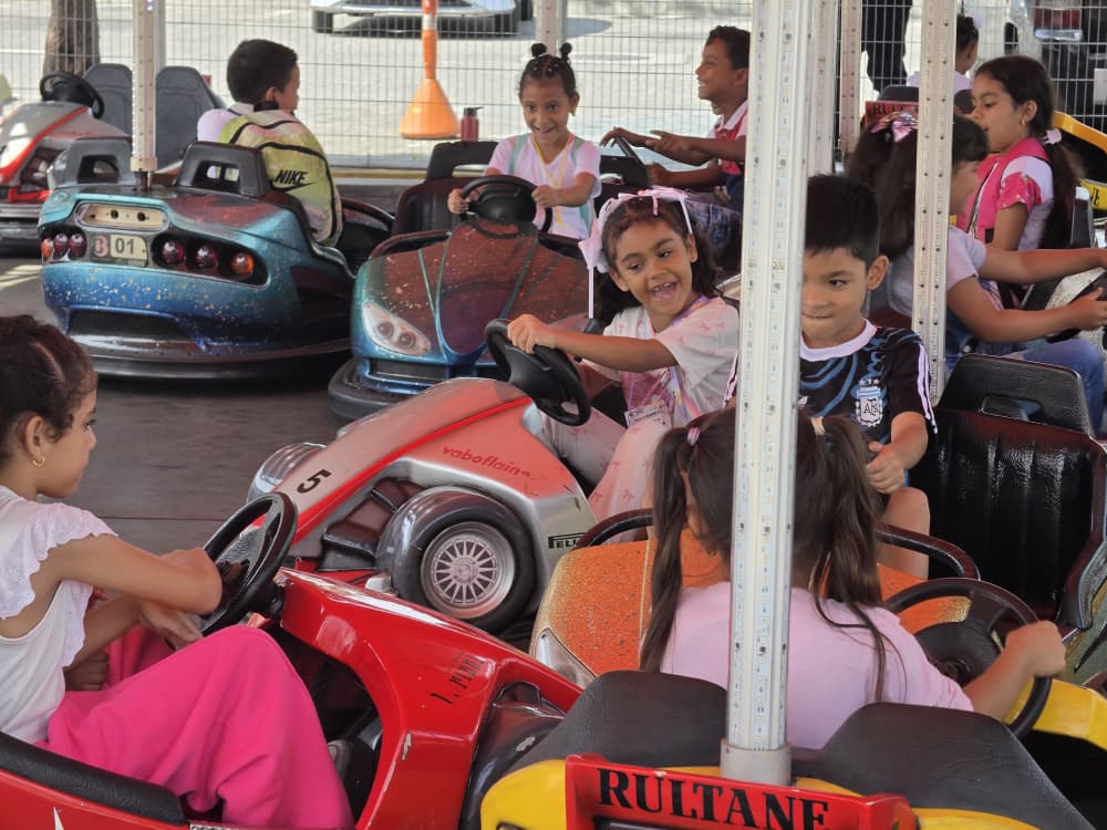 GobLasTejerias's tweet photo. #11Sep Con la alegría de nuestros niños y niñas despedimos el Plan Vacacional Comunitario Las Tejerías Ríe 2026, días pleno de recreación, cultura y diversión, gracias al apoyo del alcalde @regulolacruz, de la Gob. @johanitakenpo y de la Pdta. (E) @delcyrodriguezv https://t.co/3y4f6bZQor