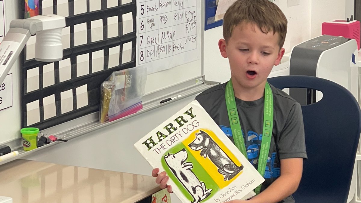 stppschools's tweet photo. Lee Road Junior 1st grader Colton shared his love of reading with his younger peers by reading one of his favorite books to a kindergarten class! He went on to explain the important roles of authors & illustrators & what makes this particular book special to him. #STPPSLegacy https://t.co/lj0ppaHDJK