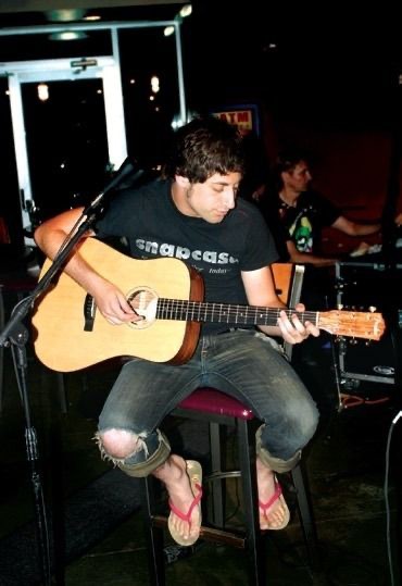 trohmaniia's tweet photo. day 22 : is this really part of the fashion sense they were singing about https://t.co/wA5sSg4tL9