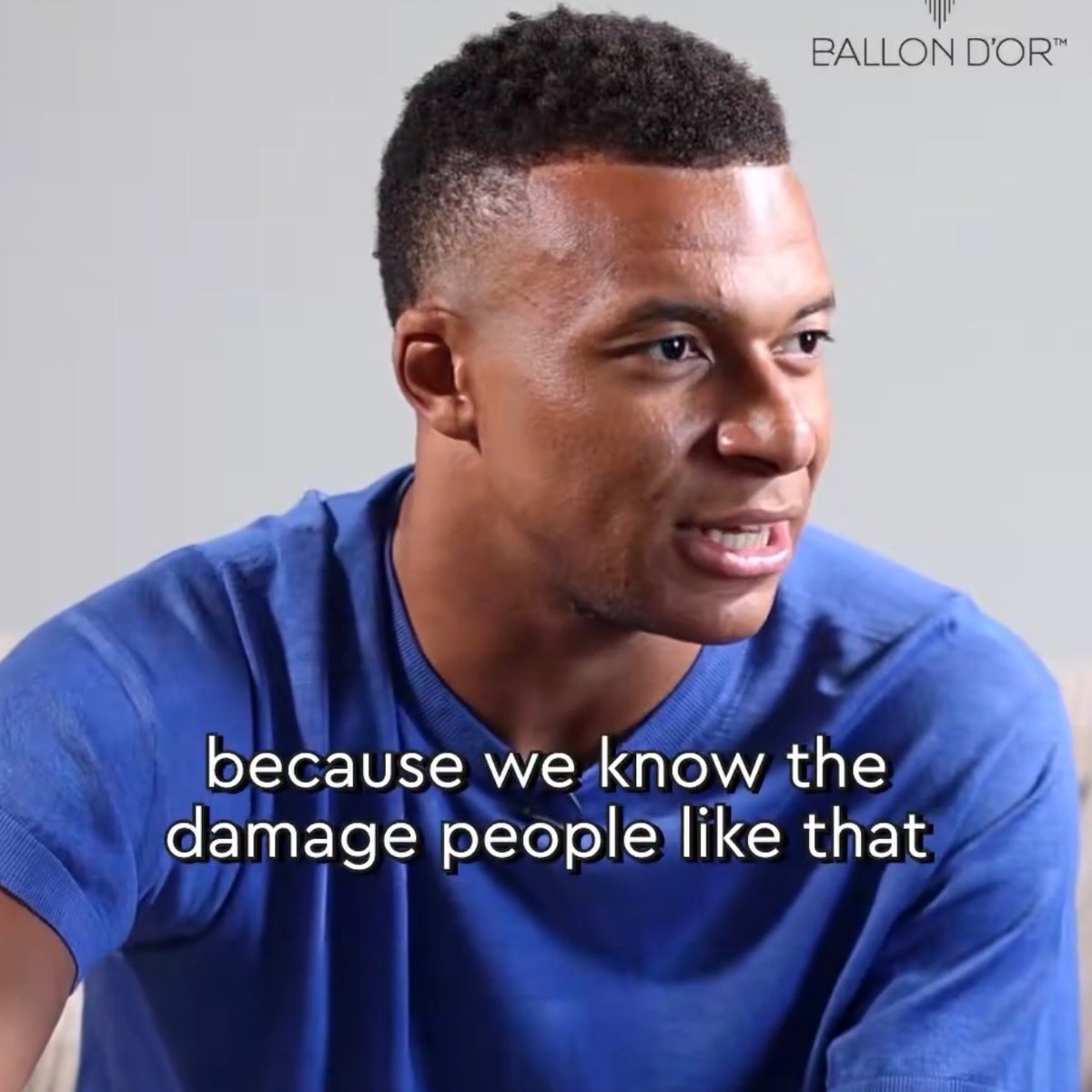 TouchlineX's tweet photo. 🚨🗣️ Kylian Mbappé: "I don't see any player that was better than me last season." https://t.co/sGMFx8dOQz