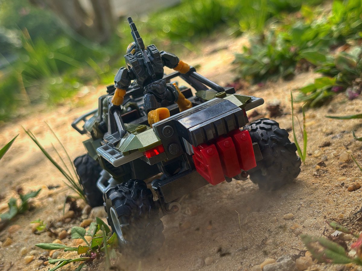 Ghostagent343's tweet photo. Marine:”ya casi llegamos al destino spartan sujétese bien”

Ghost:”no se preocupe marine usted preocúpese  por llegar lo antes posible” https://t.co/IDW5iMBf8i