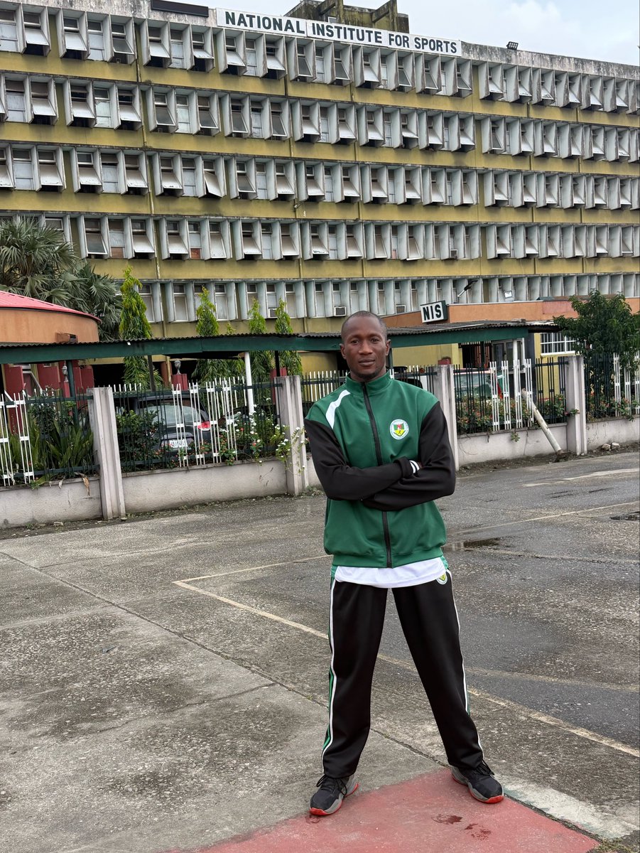 FrancisIlesanm2's tweet photo. Eight months ago I packed a bag every Sunday and left Ibadan.

I did not fully know what I was walking into. I just knew I had to go. https://t.co/uCfPUV0TFG