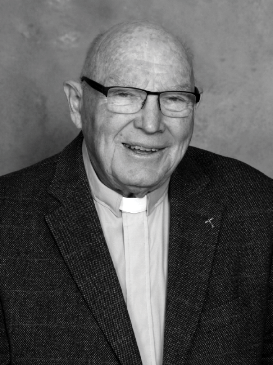 archtoronto's tweet photo. Please pray for the repose of the soul of Rev. William J. Scanlon who died on Thursday, September 10, 2026. Funeral will be held on September 15 at St. John Chrysostom Parish, Newmarket. #catholicTO https://t.co/vywXulHOKU