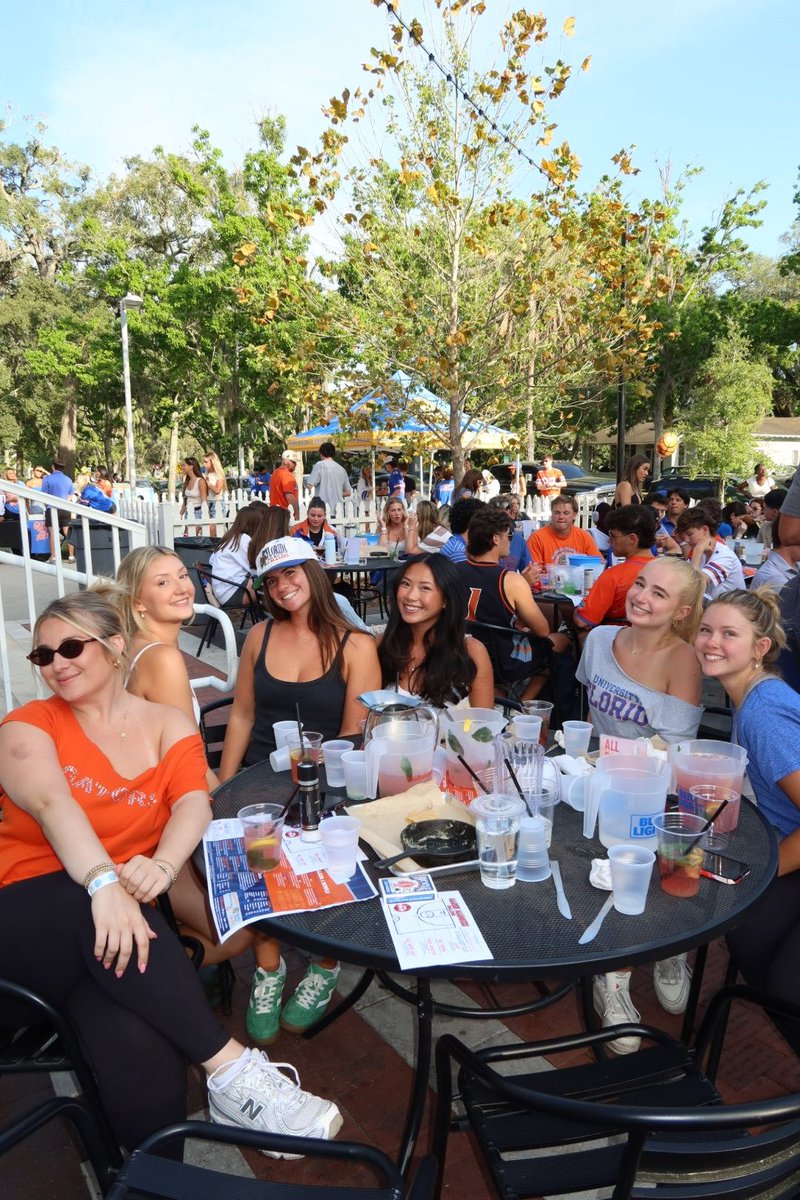SwampRestaurant's tweet photo. GATOR GAMEDAYS AT THE SWAMP >>> 🐊🏈
UF vs. CAMPBELL TOMORROW - Opening at 10AM for an all-day tailgate before 5:30PM kickoff! 🔥🍻
As always, GO GATORS! 🧡💙
#SYAS https://t.co/VpBfp26UJM