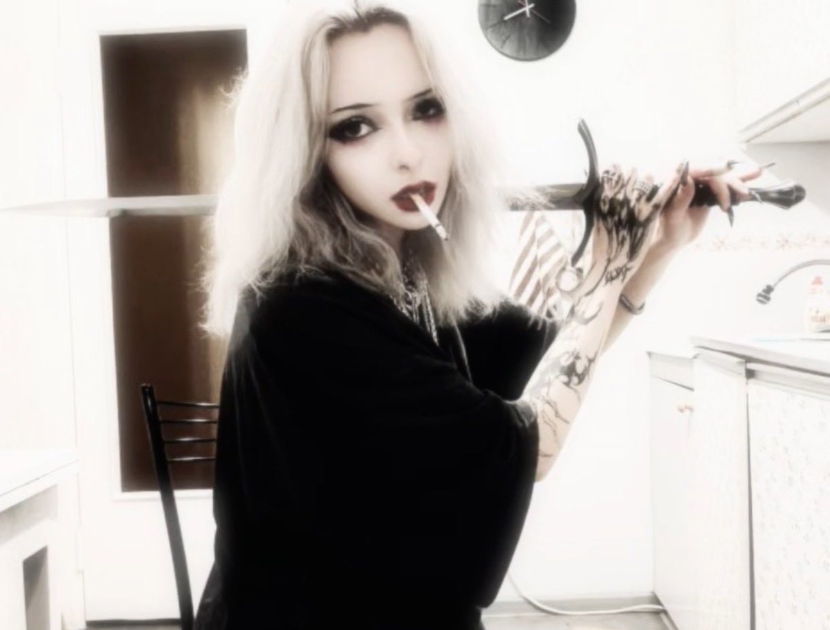 xxnxthing's tweet photo. Kitchen warrior https://t.co/xd7kk5Gc5U