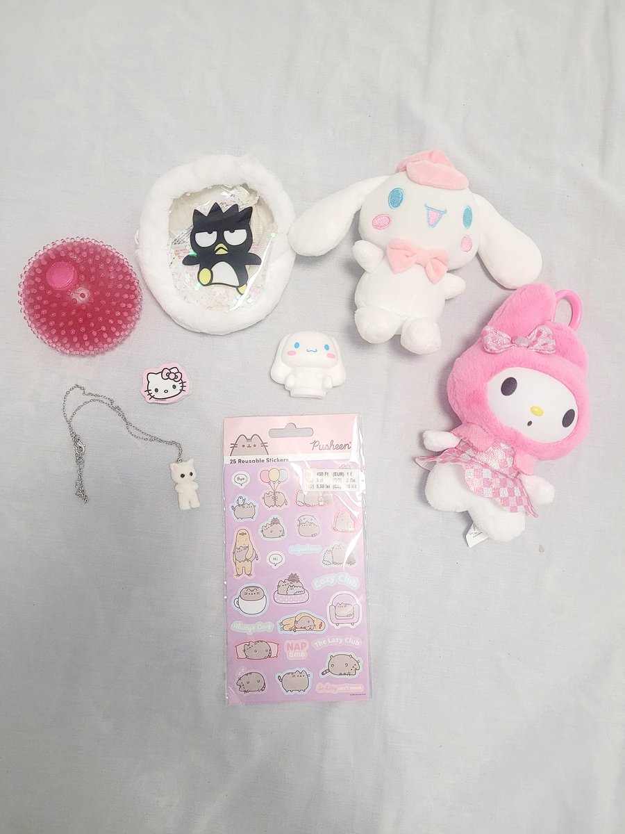 Cleptopusheen's tweet photo. Haul del otro dia de ambos 🛍️ #kleptotwt #cleptotwt #lifttwt https://t.co/AKD2E8qYmh