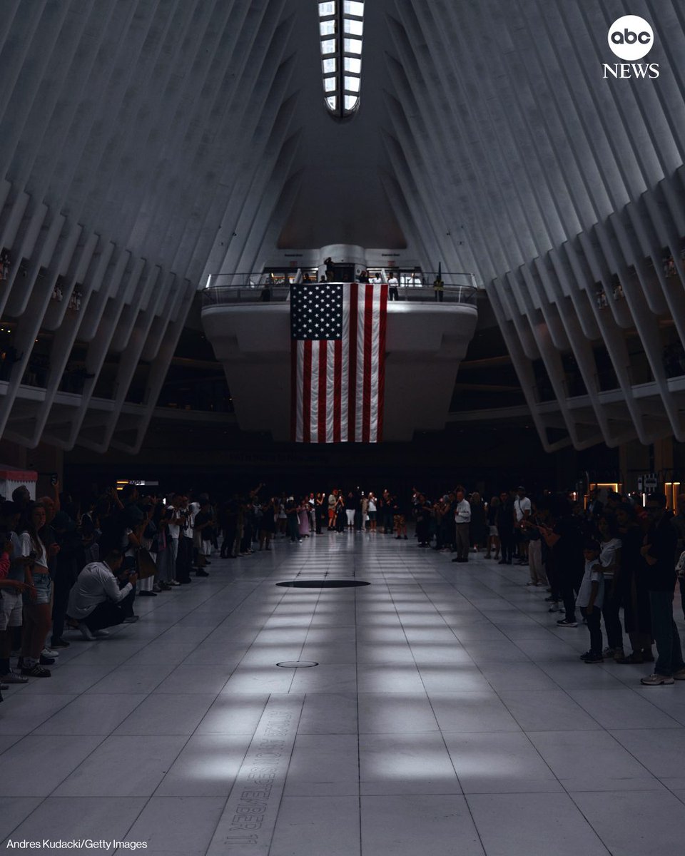 ABC's tweet photo. Every year on Sept. 11, sunlight passes through the skylight at the Oculus to form two parallel columns of light representing the Twin Towers. This tribute became known as "Wedge of Light." https://t.co/NUkLqWMU9T