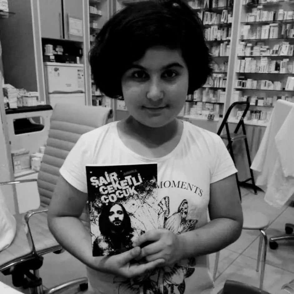 cenk_yigiter's tweet photo. Rabia Naz'ın ailesi 8 yıldır baskıyı ve zulmü göğüsleyerek adalet arıyor!
#RabiaNazİçinAdalet https://t.co/wg7KacO53H