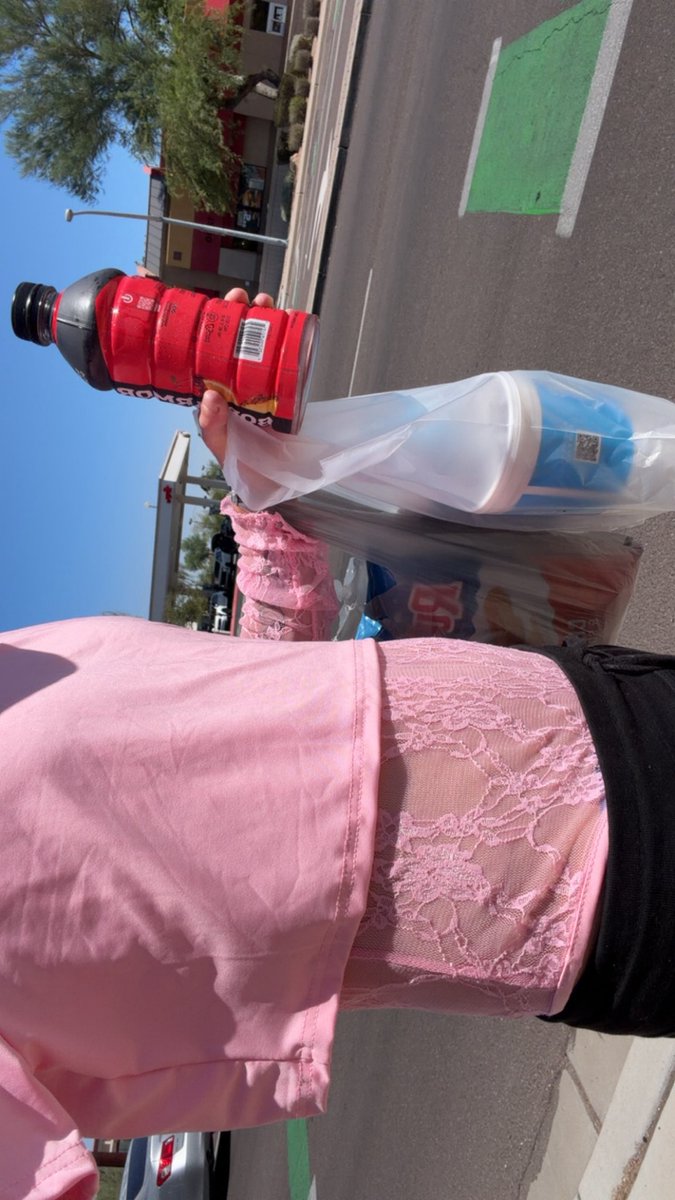 SpadeHannah0805's tweet photo. Just a nice little stroll for the day. 👀#femboy #puppyboy #fortheeyes https://t.co/X3rQIvUblH