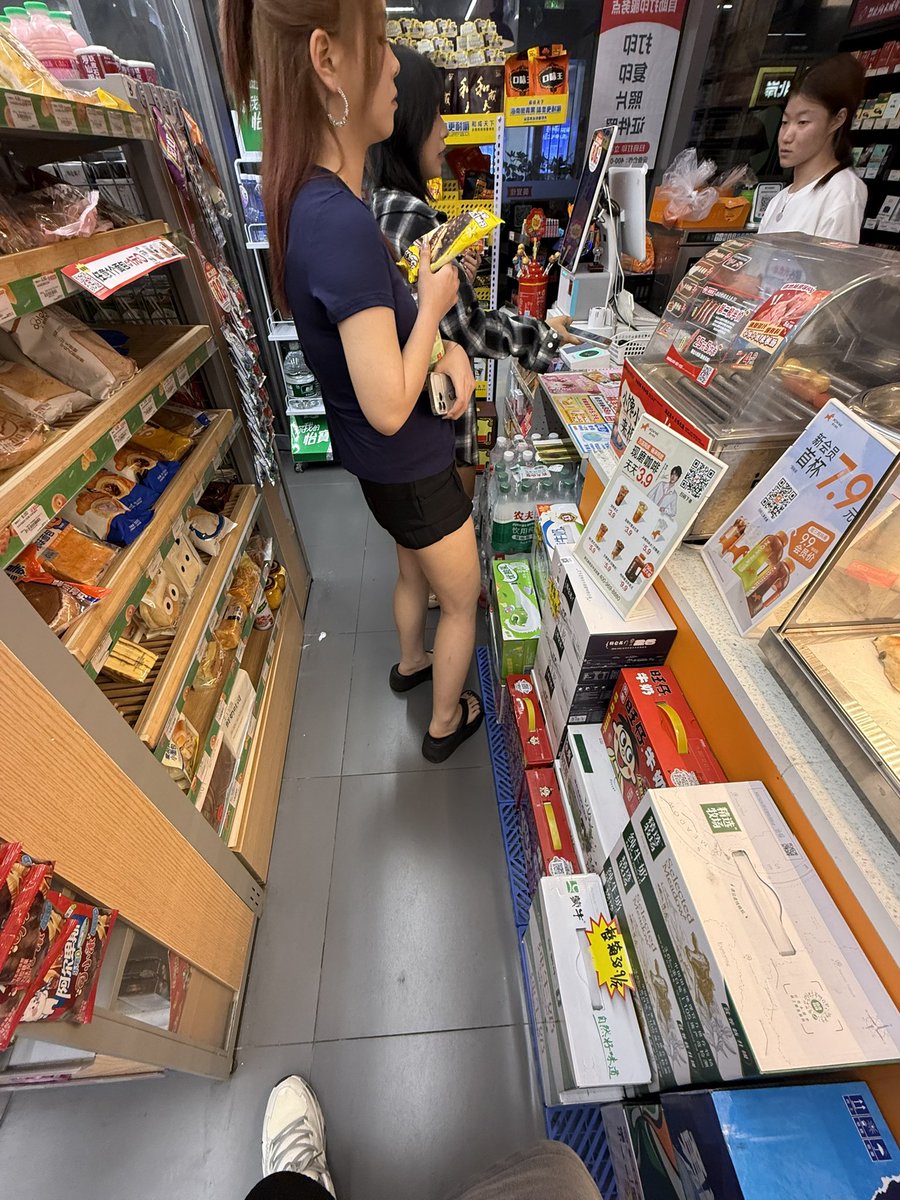 OSYbRo4jTAVdSkY's tweet photo. 便利店风光 https://t.co/uown198WRm