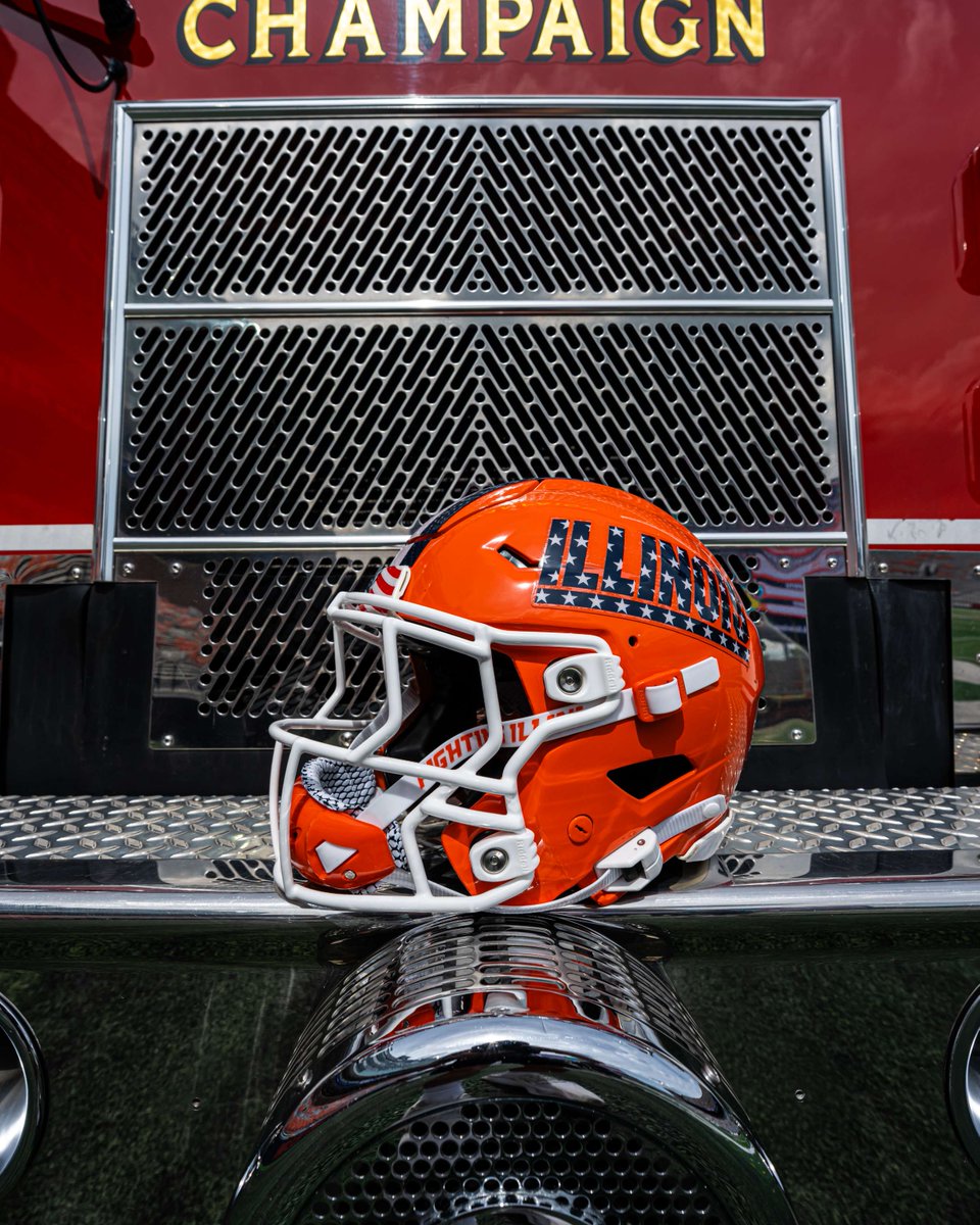 IlliniFootball's tweet photo. Honoring the lives, courage, and sacrifice of September 11.

25 years later. We remember. https://t.co/1tAForFwFm